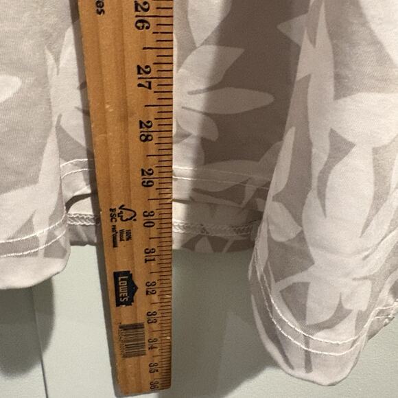 Simply Southern Polo Shirt Men Sz XL Gray Cream Floral Leaf Print Beach Resort - Picture 8 of 11